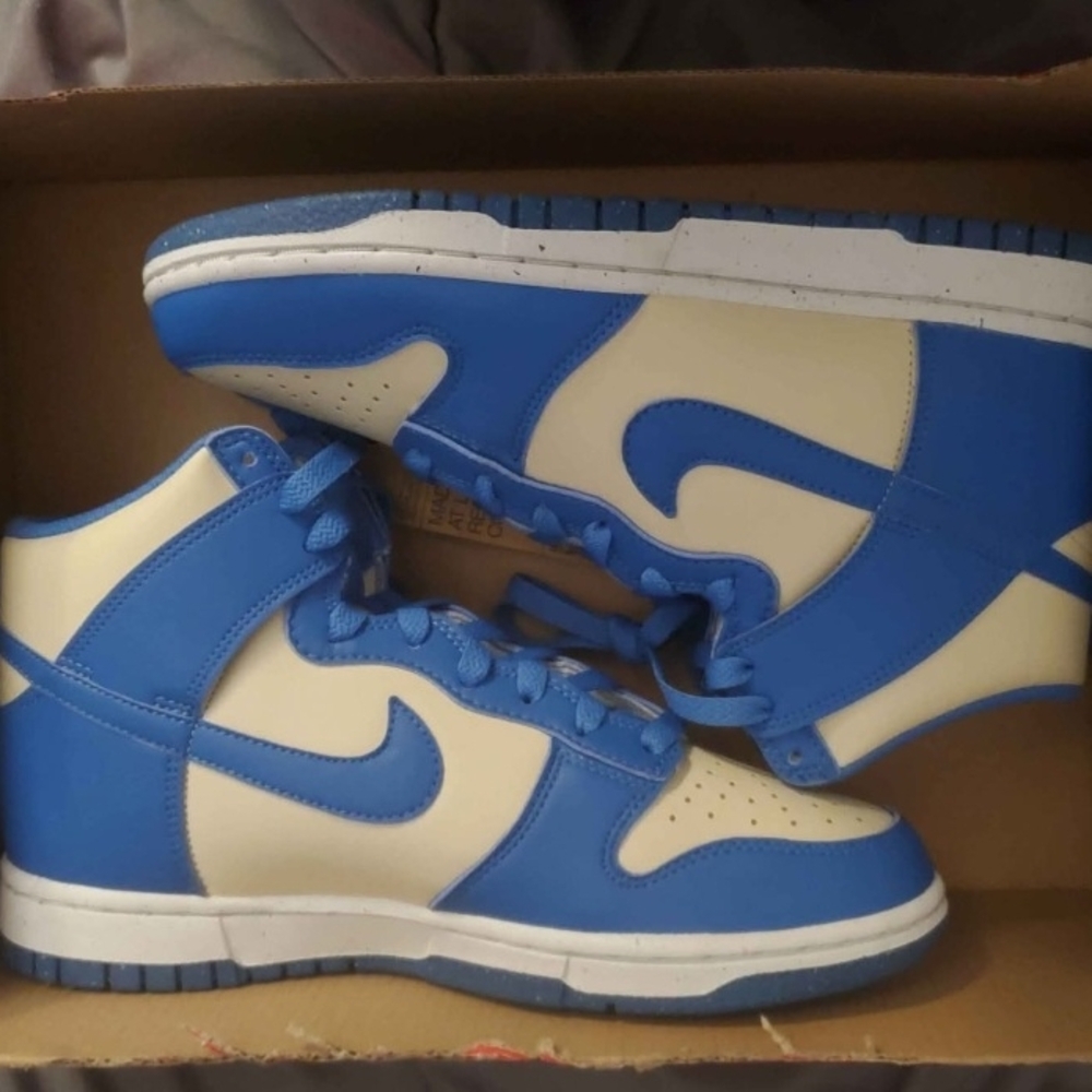 Nike Dunk High in Khaki and Blue